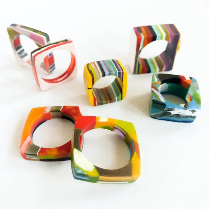 POLY-RESIN SQUARE MOSAIC RINGS ASST