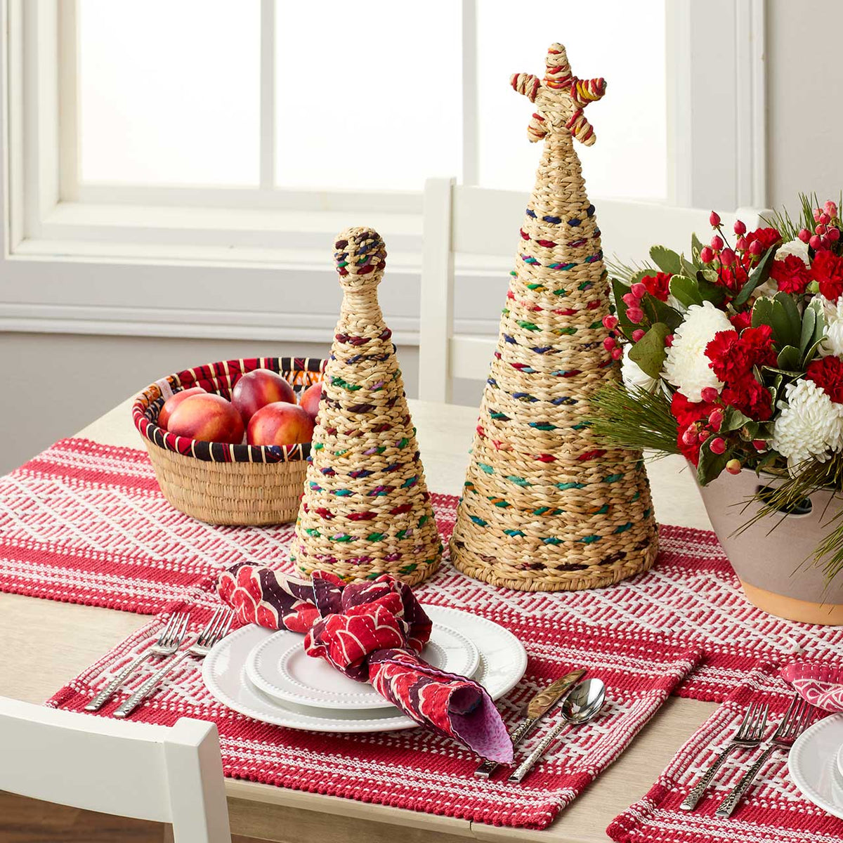 Sari Hogla Basket Christmas Trees