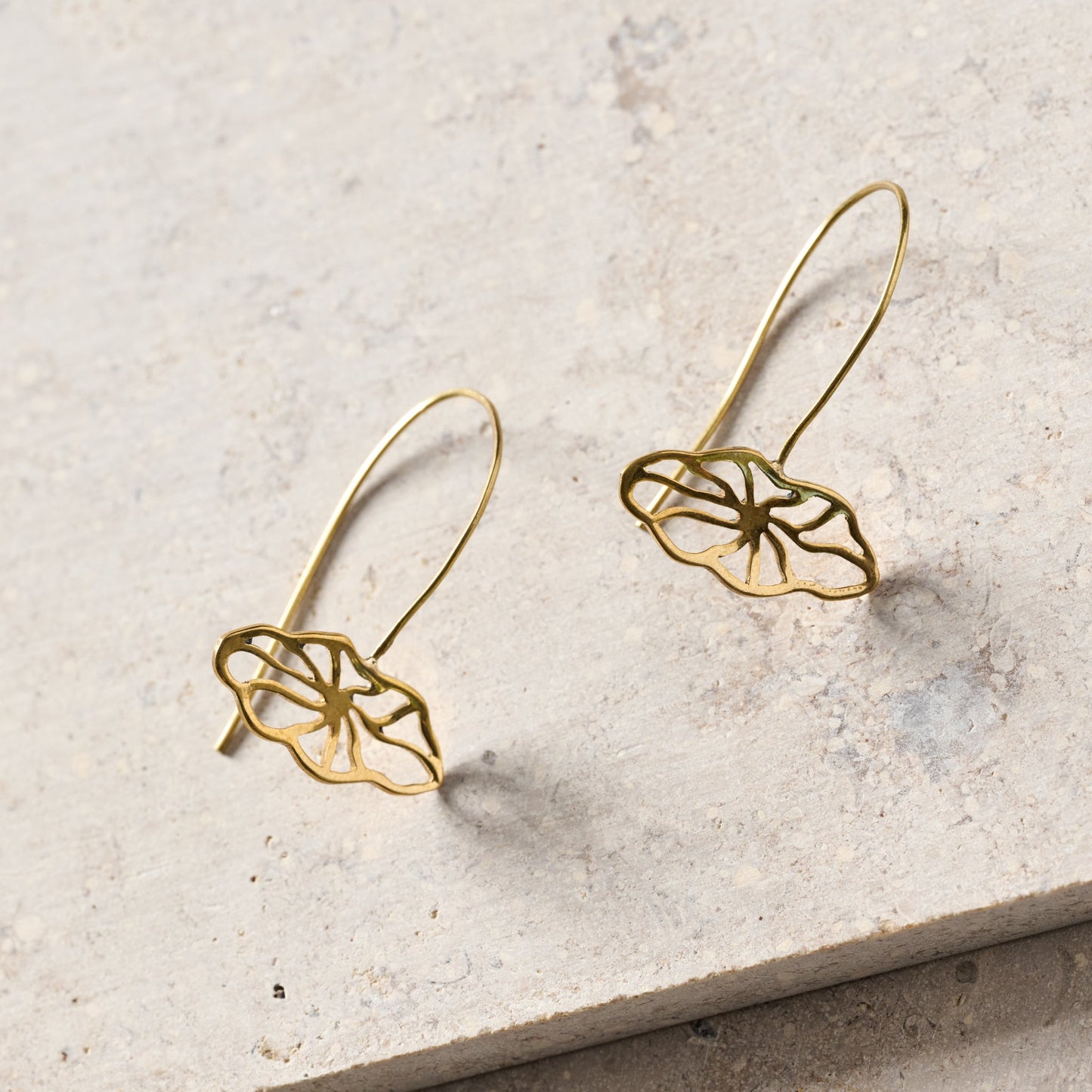 Earrings floral pull through bombshell 1.5L br