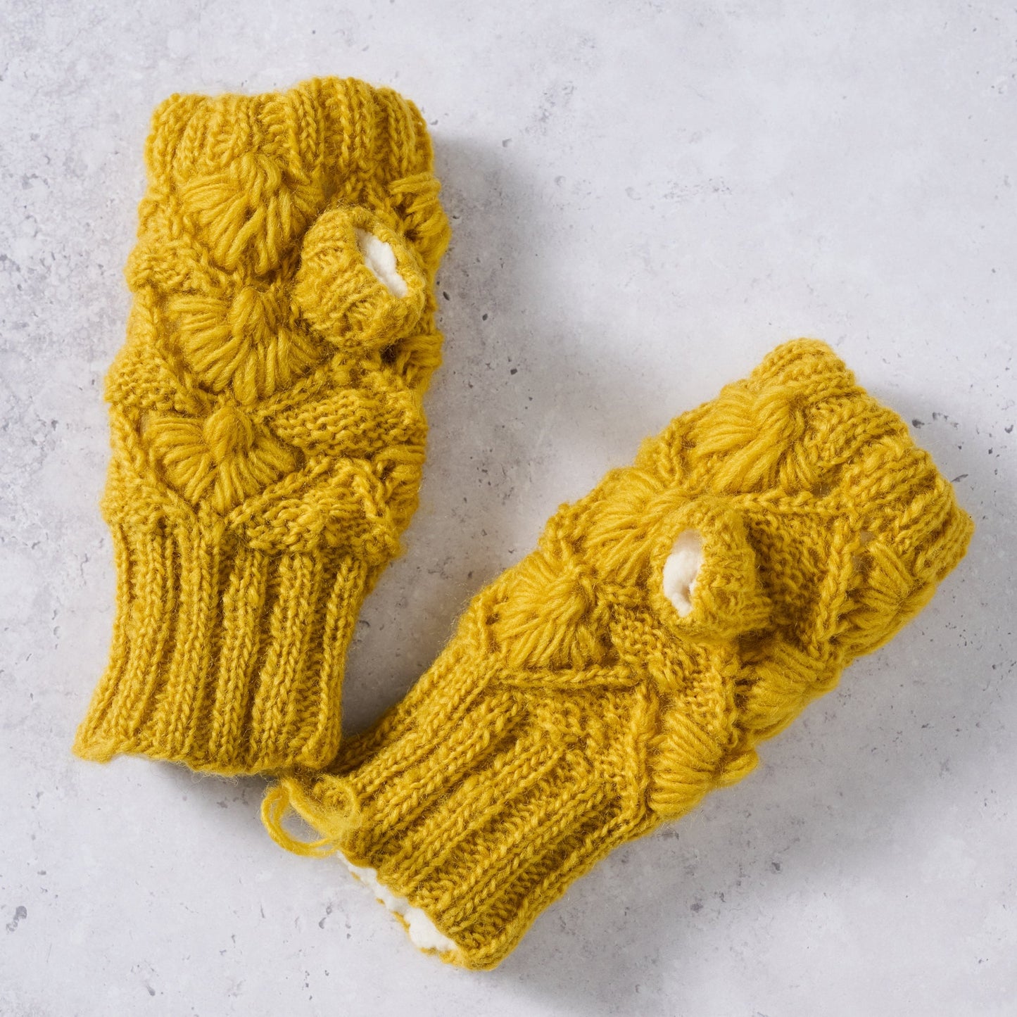 Wrist warmers lined knit wool/polyester 7L gold
