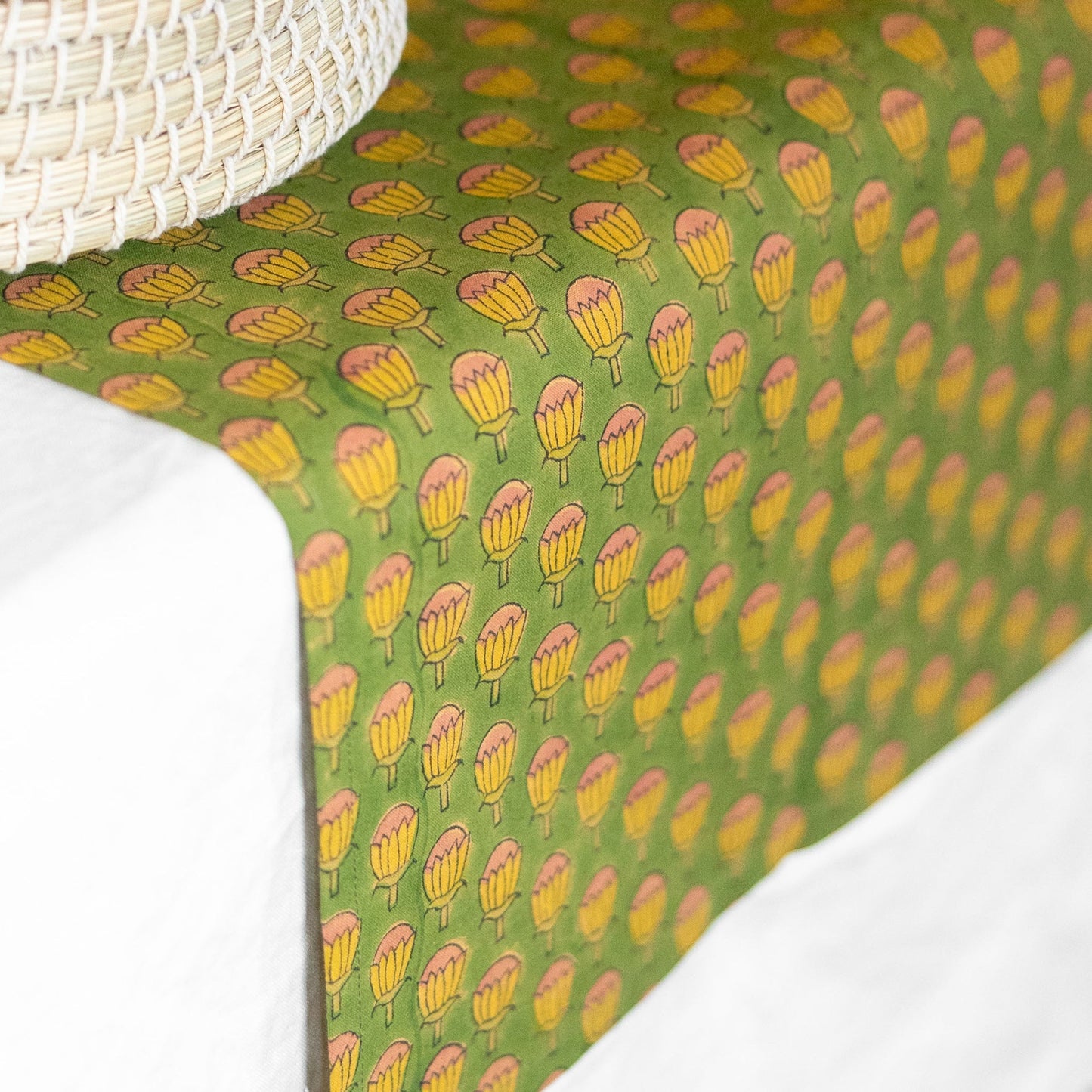 Table runner rows of buds cotton 72x16 grn/mustard