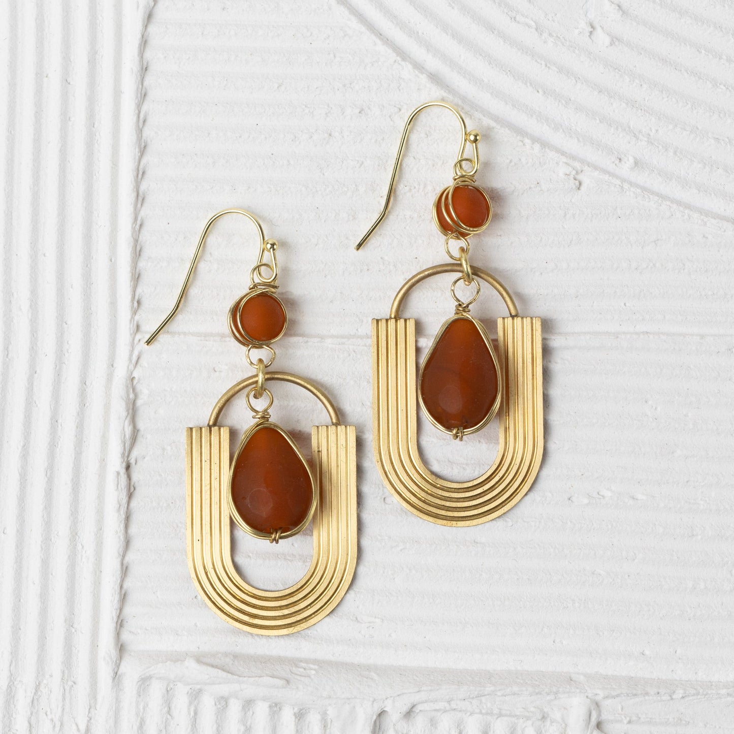 Earrings dangle U shape br/glss 2.25L br/orng