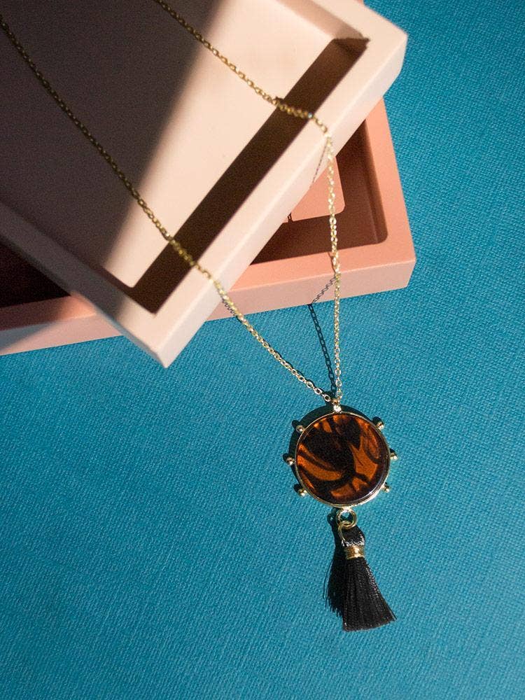 Gleam Necklace Tortoiseshell