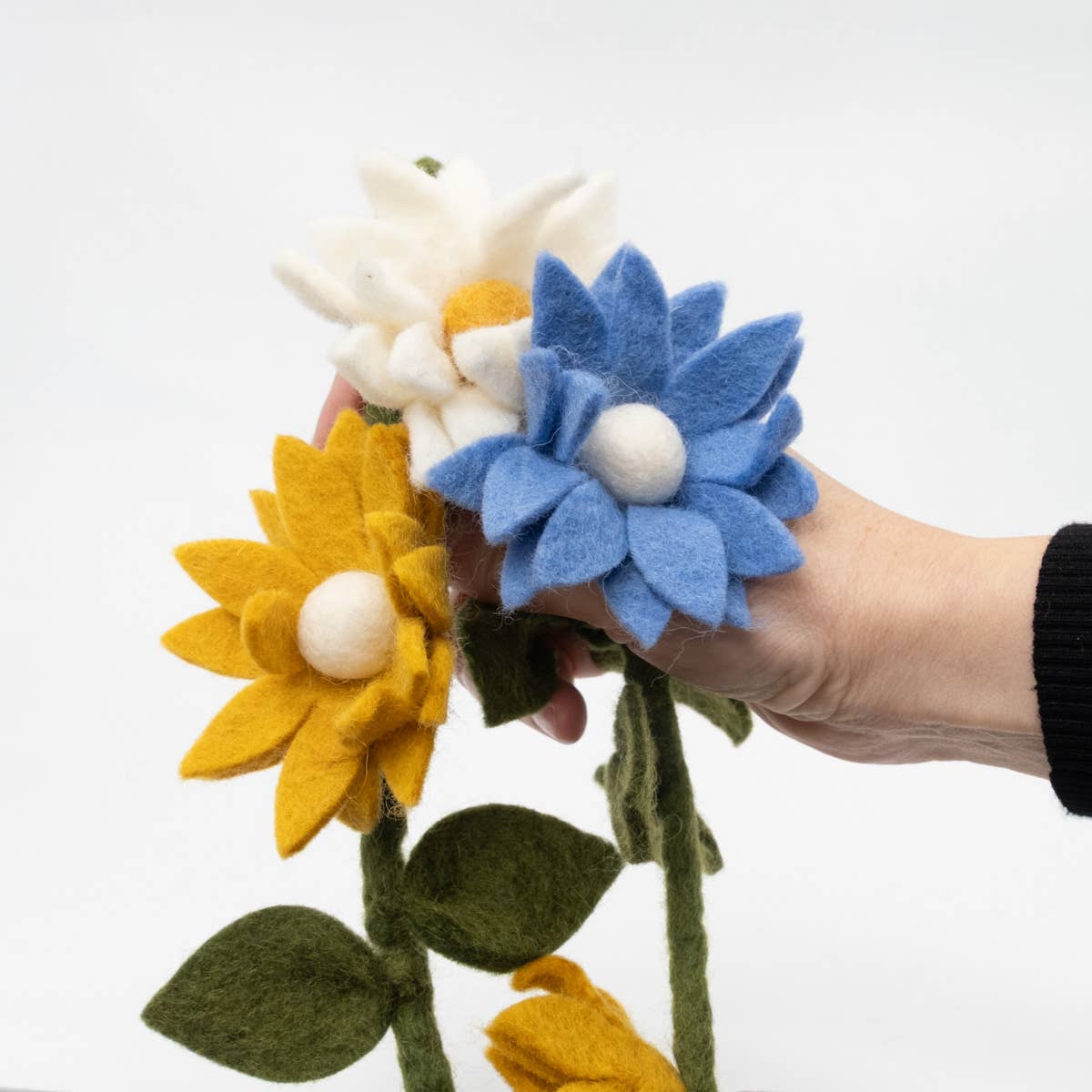 Felt Garland - Blue, White & Yellow Flowers