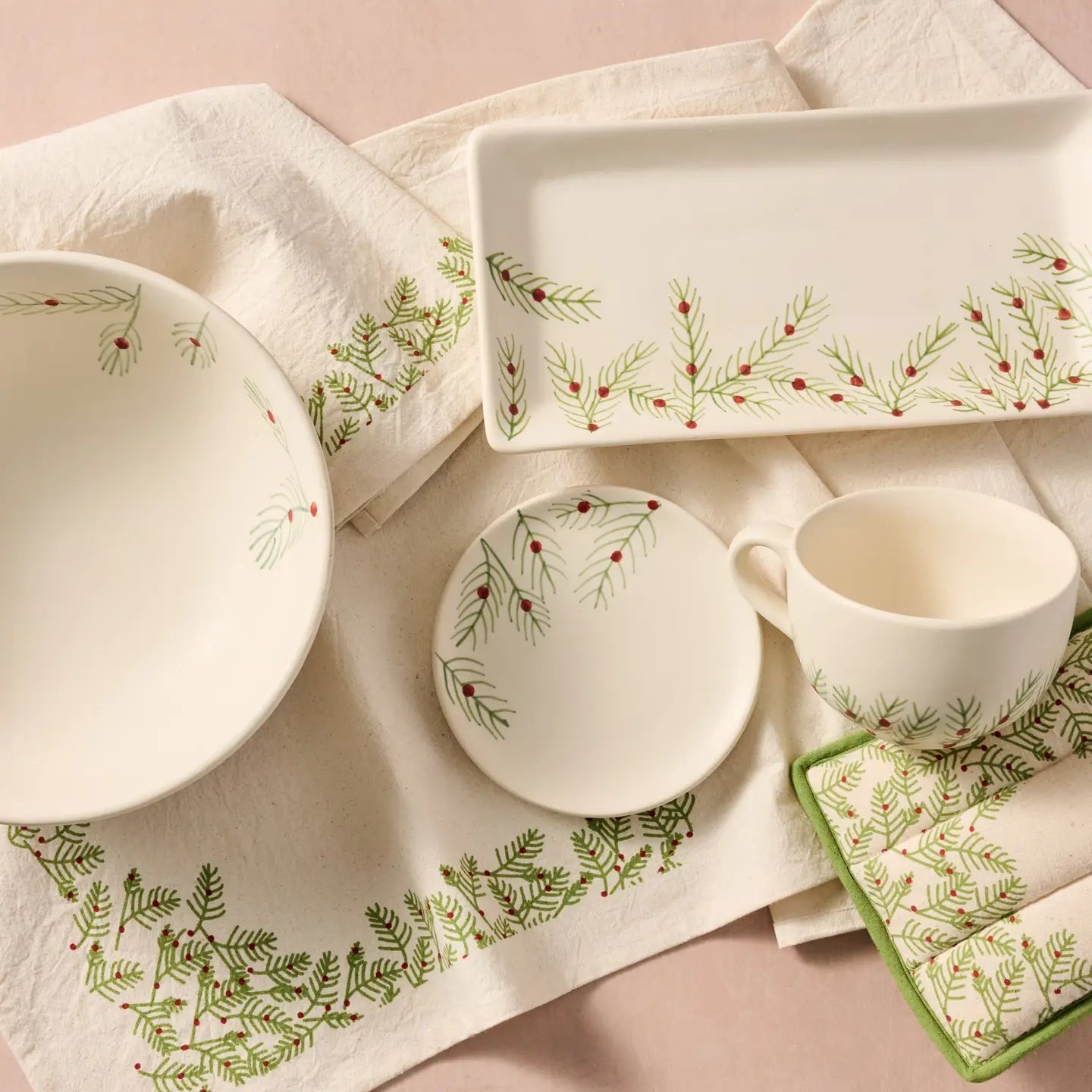 Sardee Holly Oversized Ceramic Mug