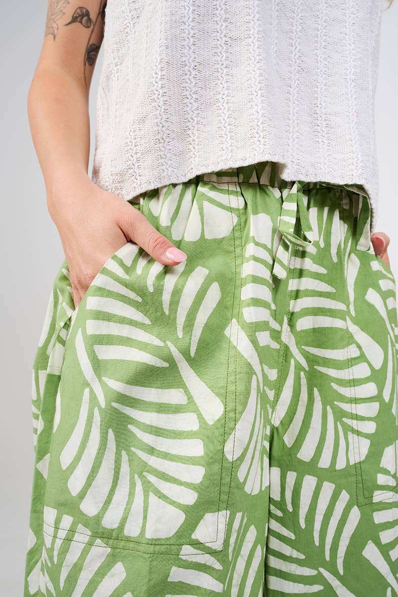 Trousers-Crop: Deco Leaf - Olive-Organic