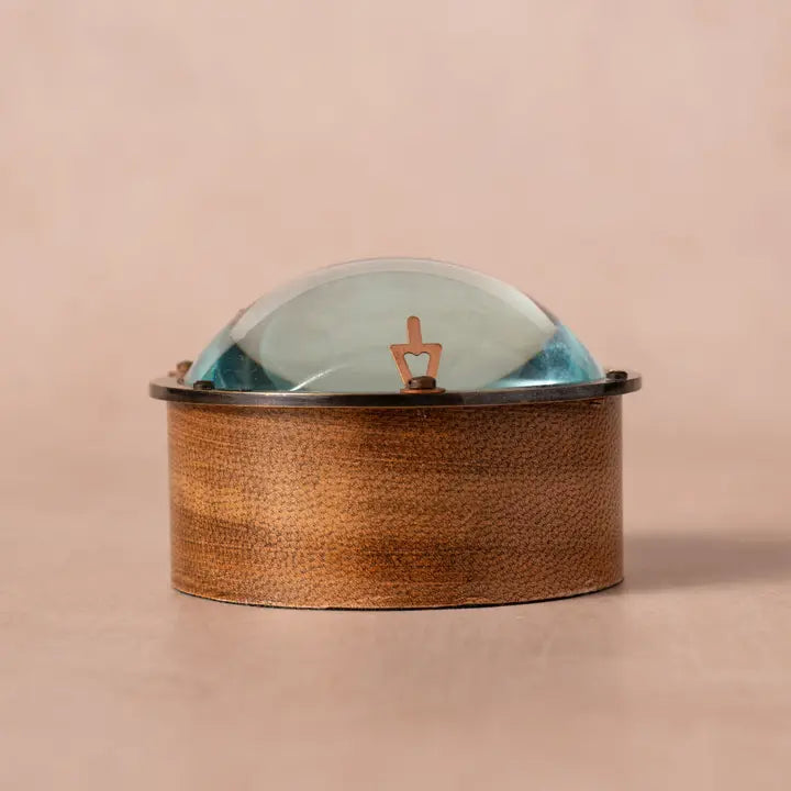 Bada Magnifying Compass