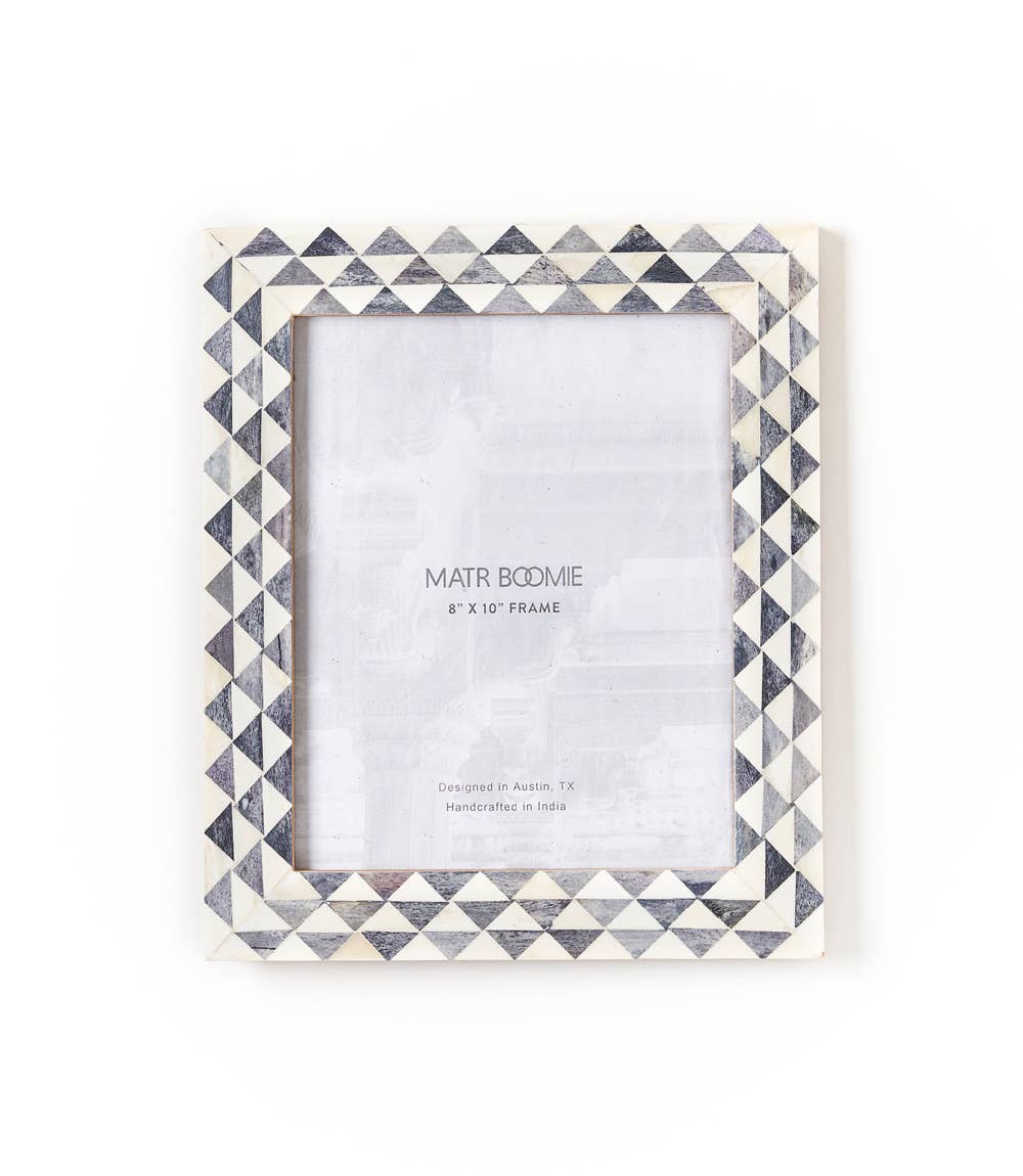 Varuna 8x10 Gray and White Picture Frame