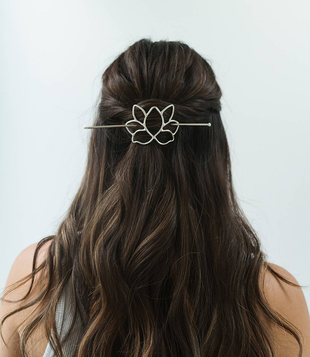 Kairavini Lotus Hair Slide - Silver