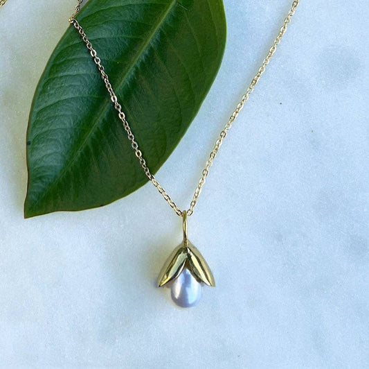 Acorn Pearl Necklace - Brass