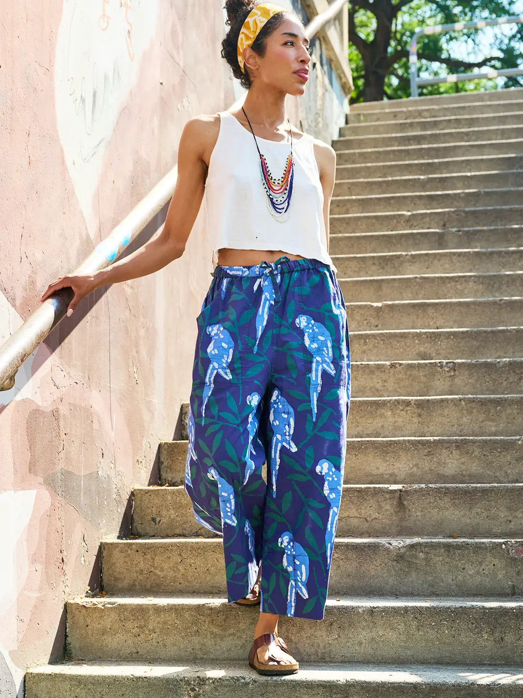 Trousers Crop: Parrots - Spruce