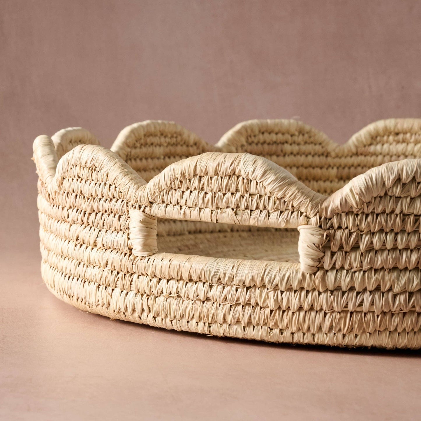 Seba Scalloped Palm Leaf Tray