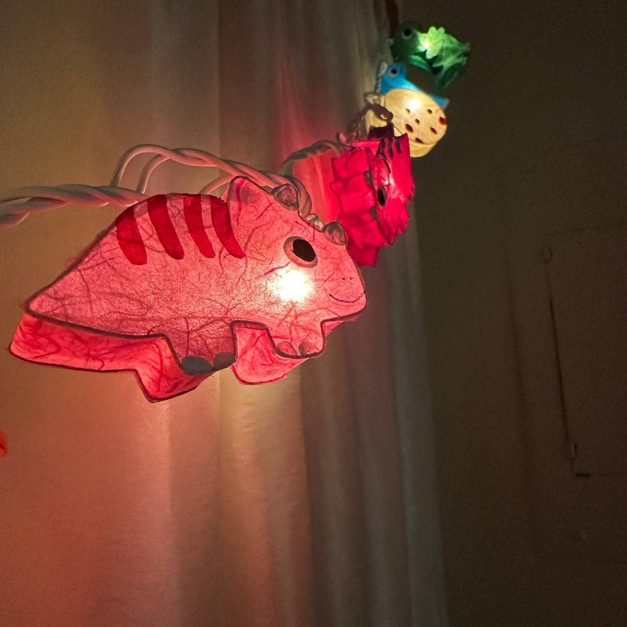 Plug-In String Lights - Dinosaurs