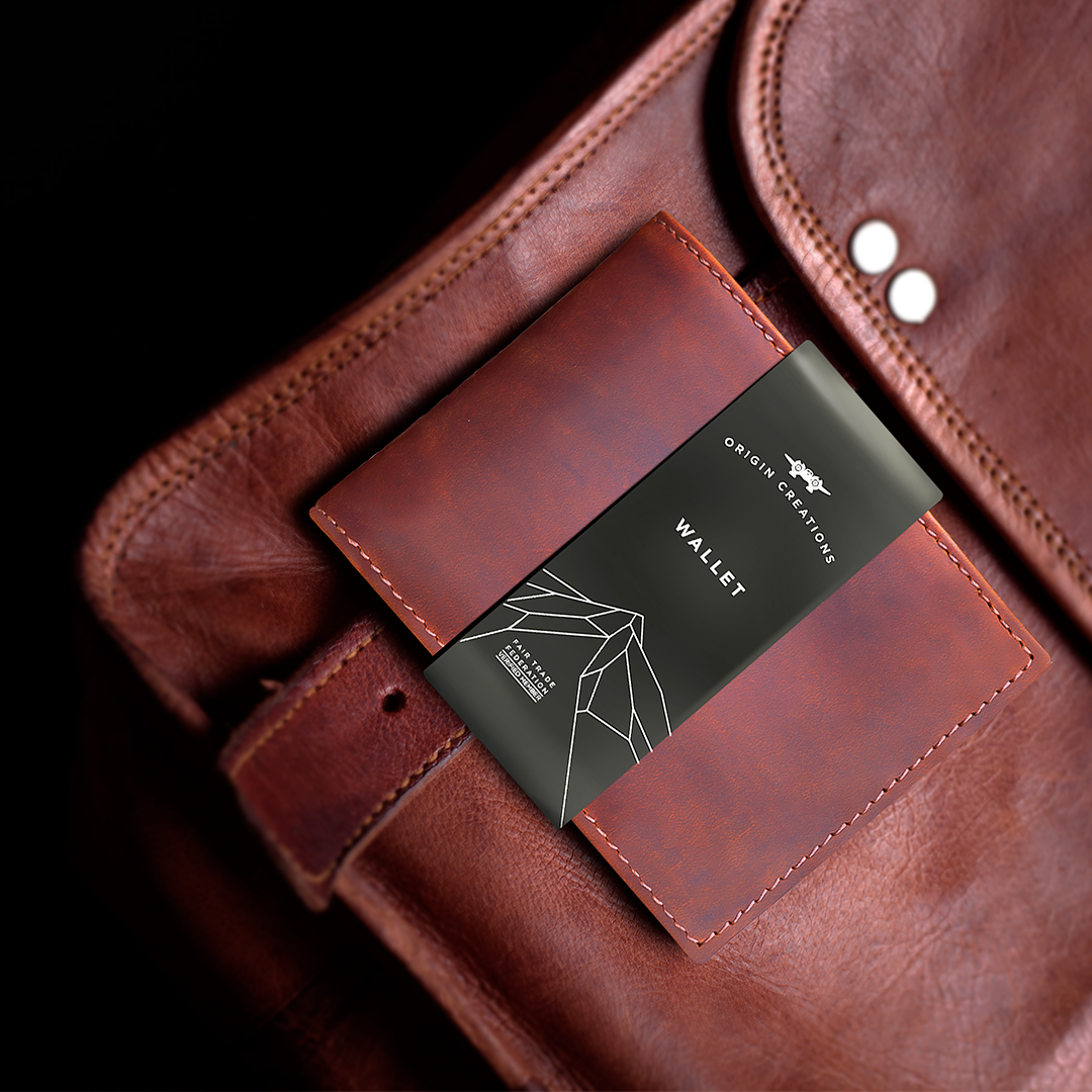 BIFOLD Leather Wallet  Saddle Brown  /  Fair Trade Artisan