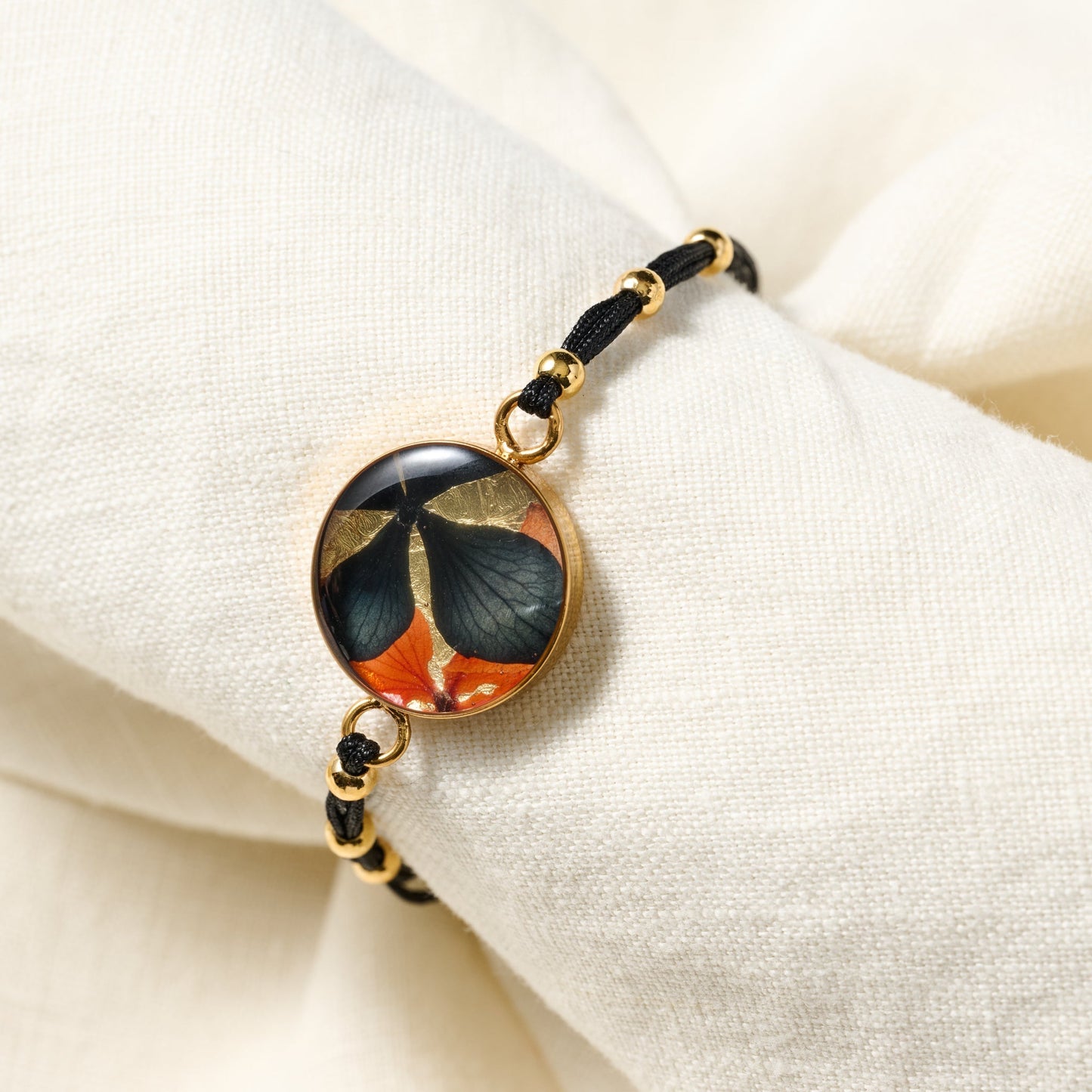 Bracelet petal resin/steel/acrylic adj blk/gld/blu