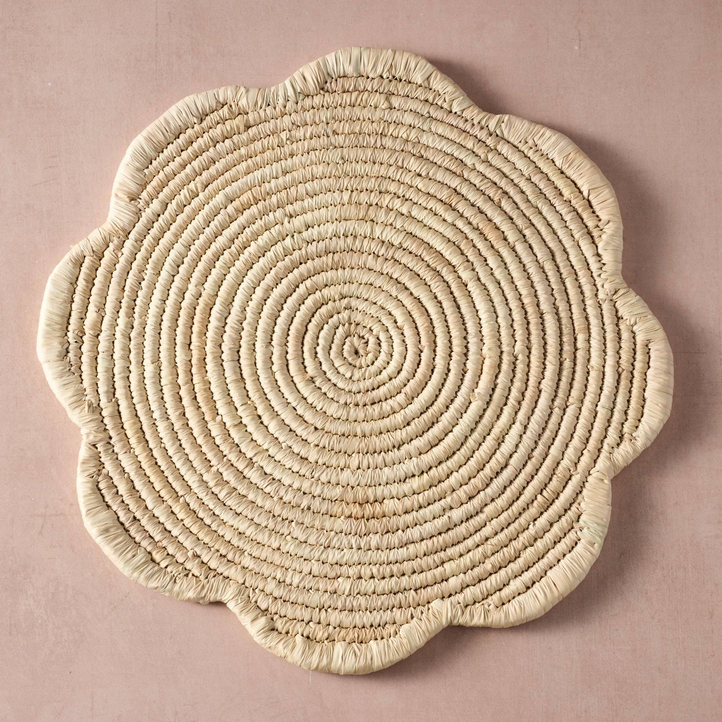 Seba Scalloped Palm Leaf Charger