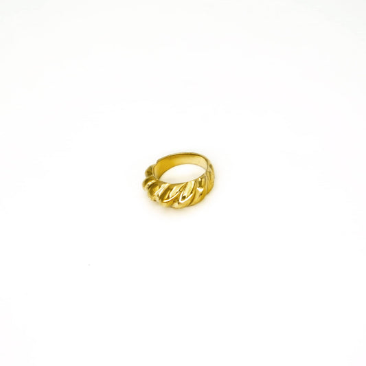 Lira Round Wave Brass Ring