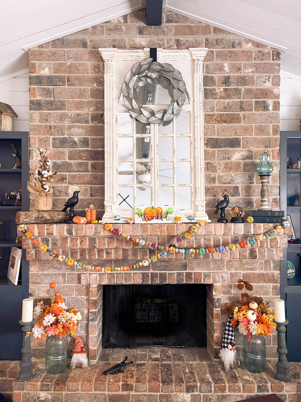 Mini Saree Pumpkin Bead Garland