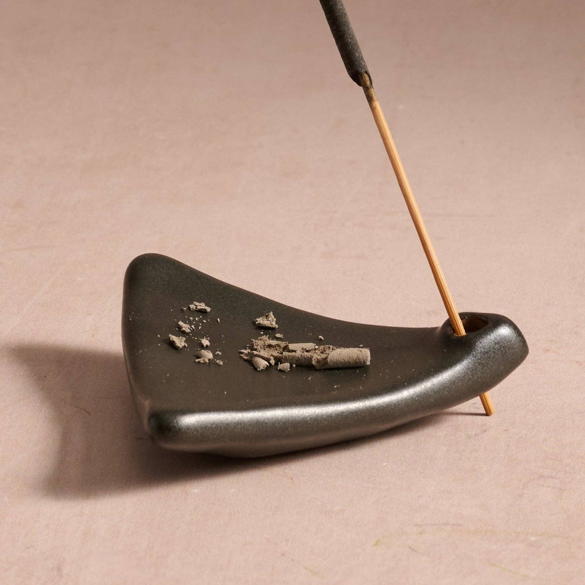 Kuna Triangle Ceramic Incense Holder