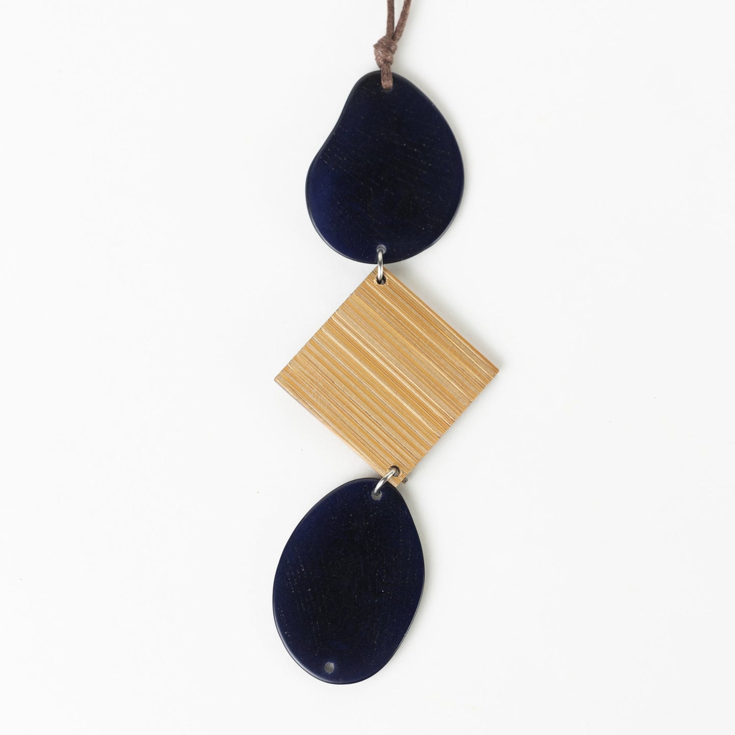 Necklace triple pend tagua/bamboo 15D navy/brown