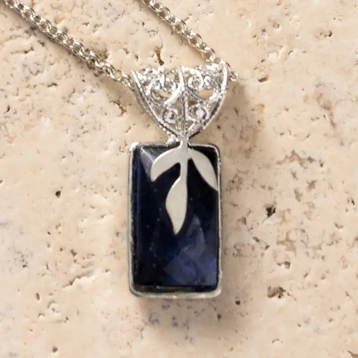 Chandra Glass Stone & Leaf Necklace