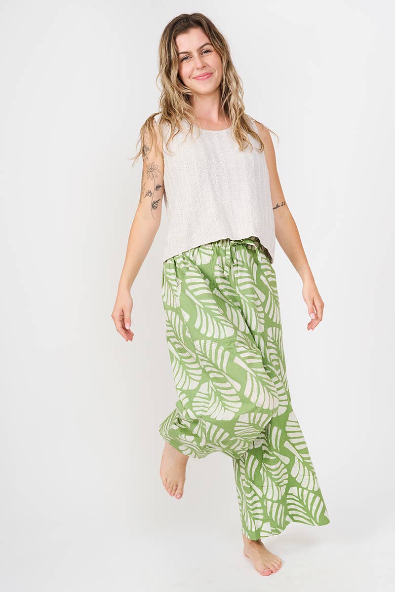 Trousers-Crop: Deco Leaf - Olive-Organic