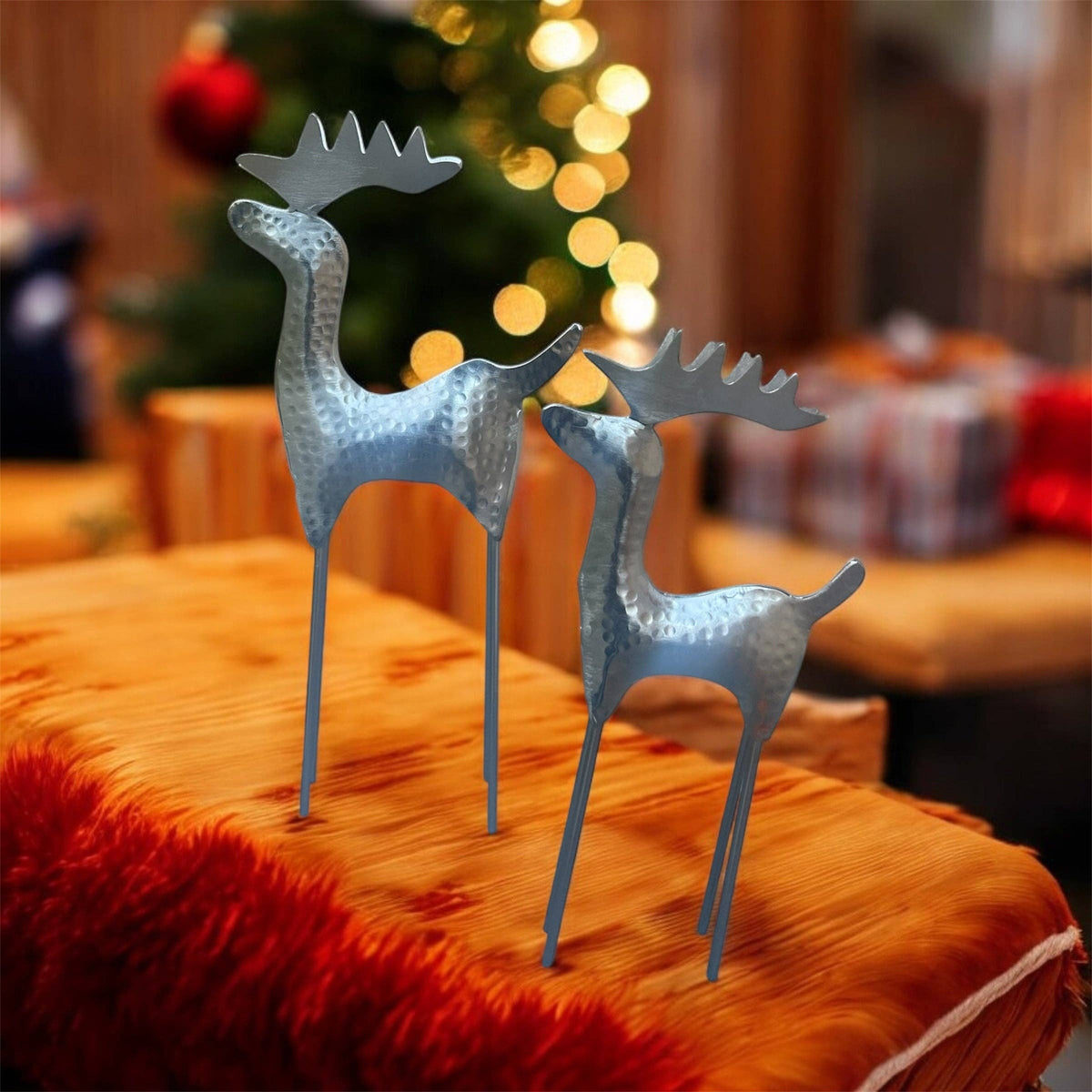 Hammered Metal Reindeer - Gold