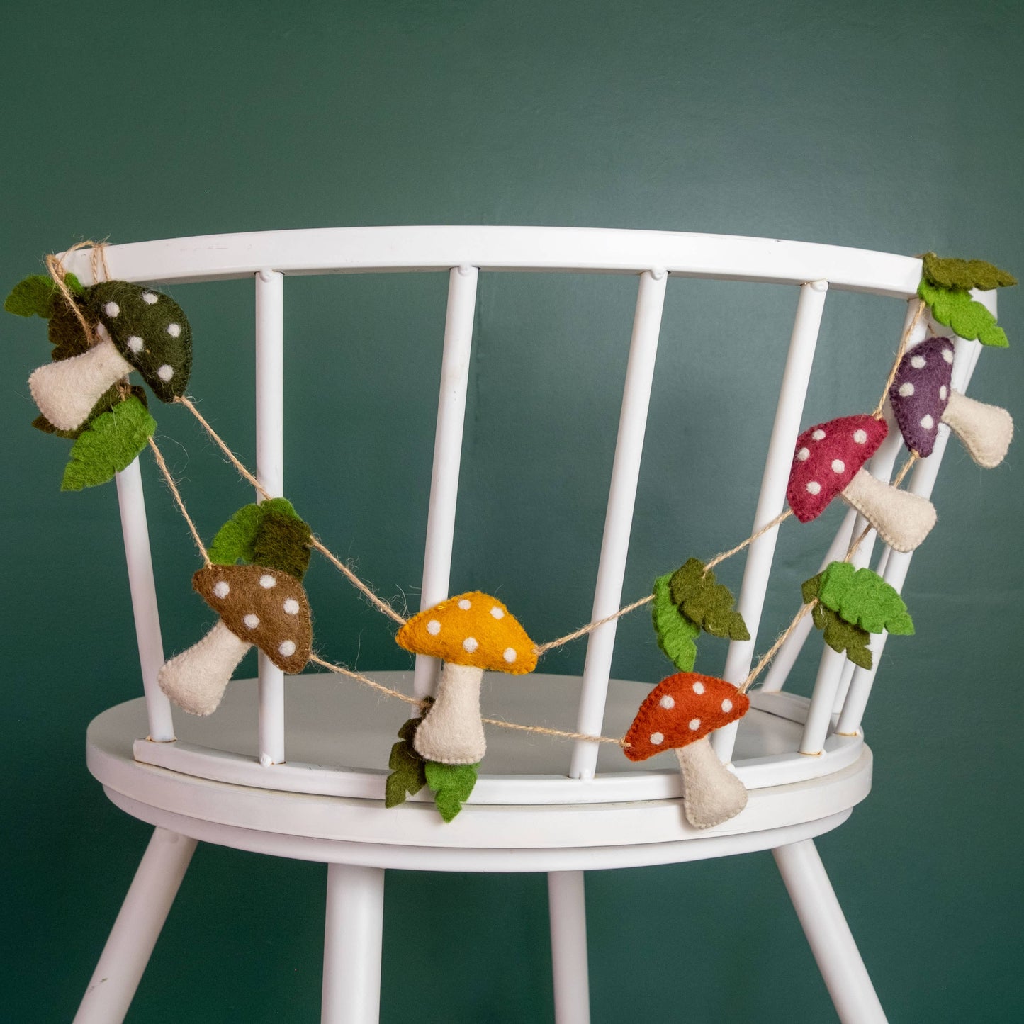 Felt Garland - Spotted Mushroom (Multicolor)