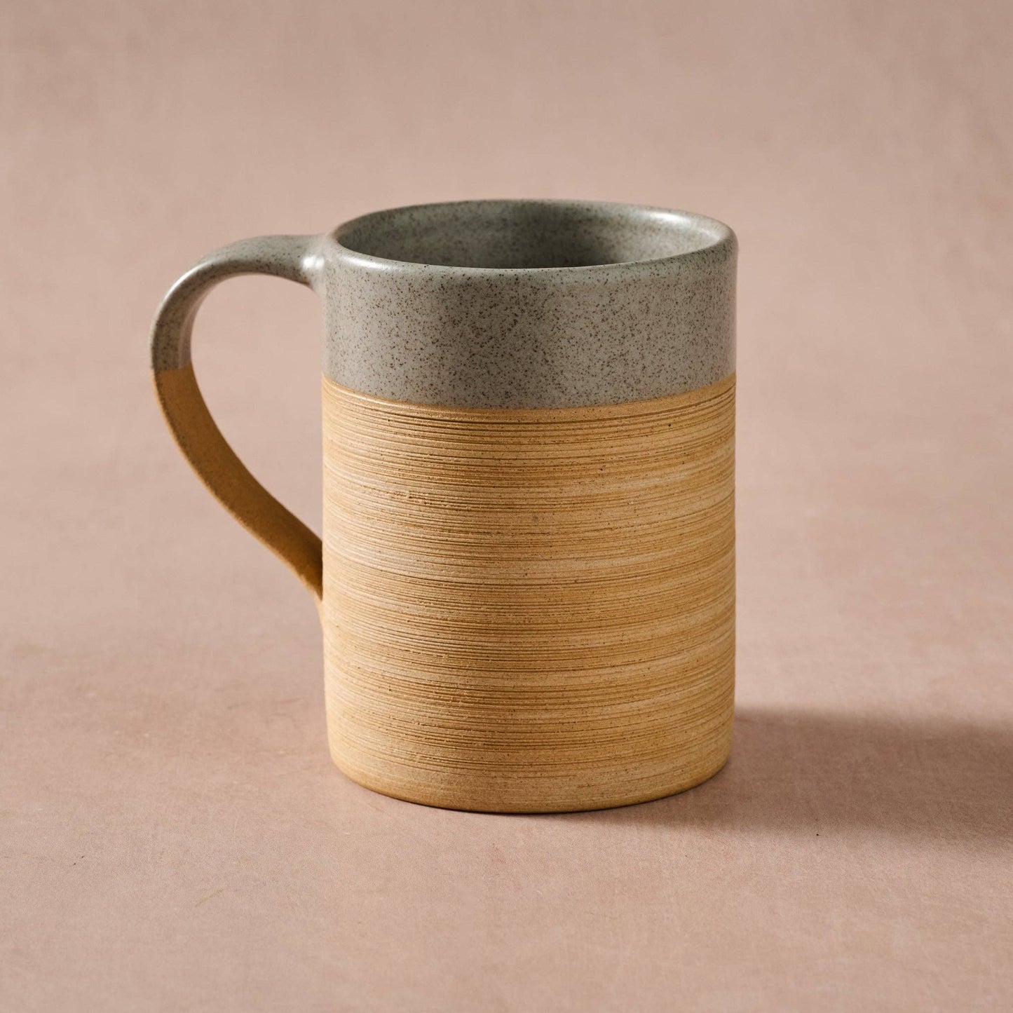 Kaksa Etched Ceramic Mug - Gray