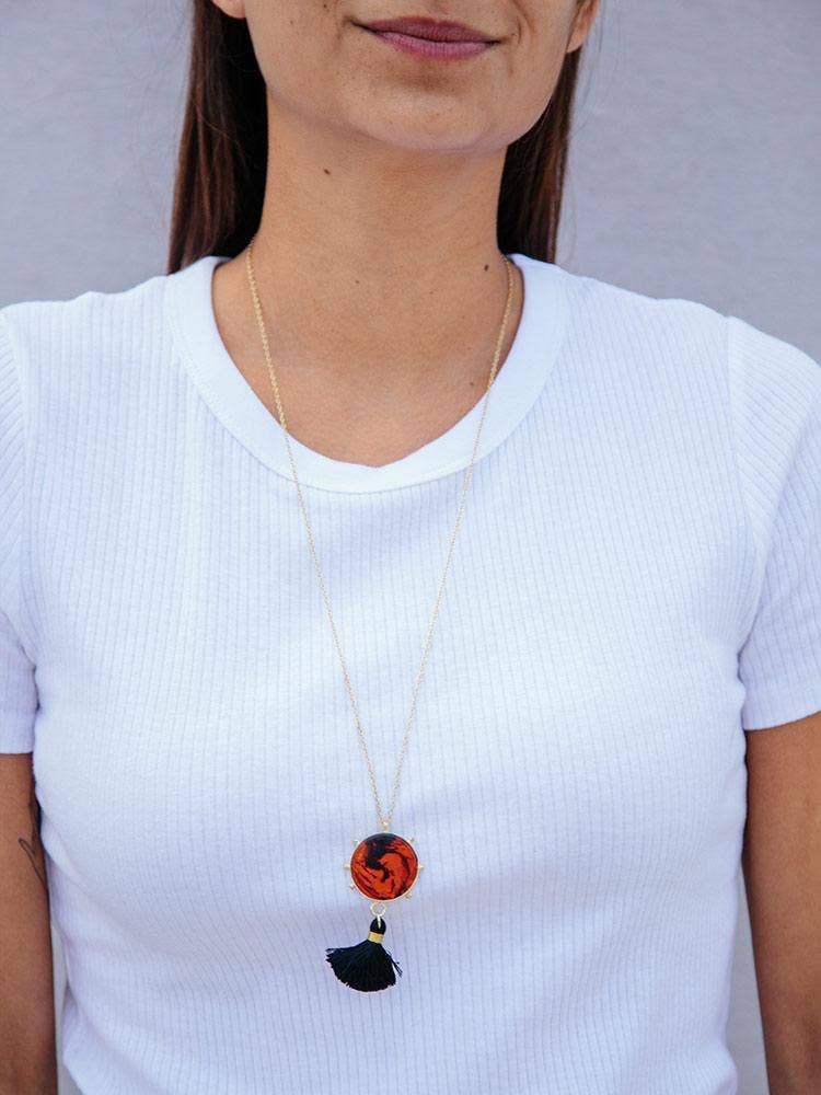 Gleam Necklace Tortoiseshell