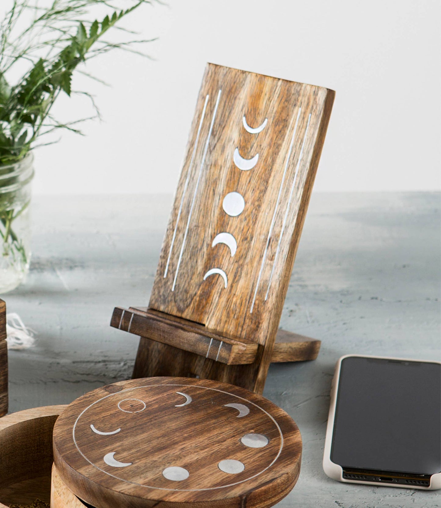Indukala Moon Phase Phone Holder
