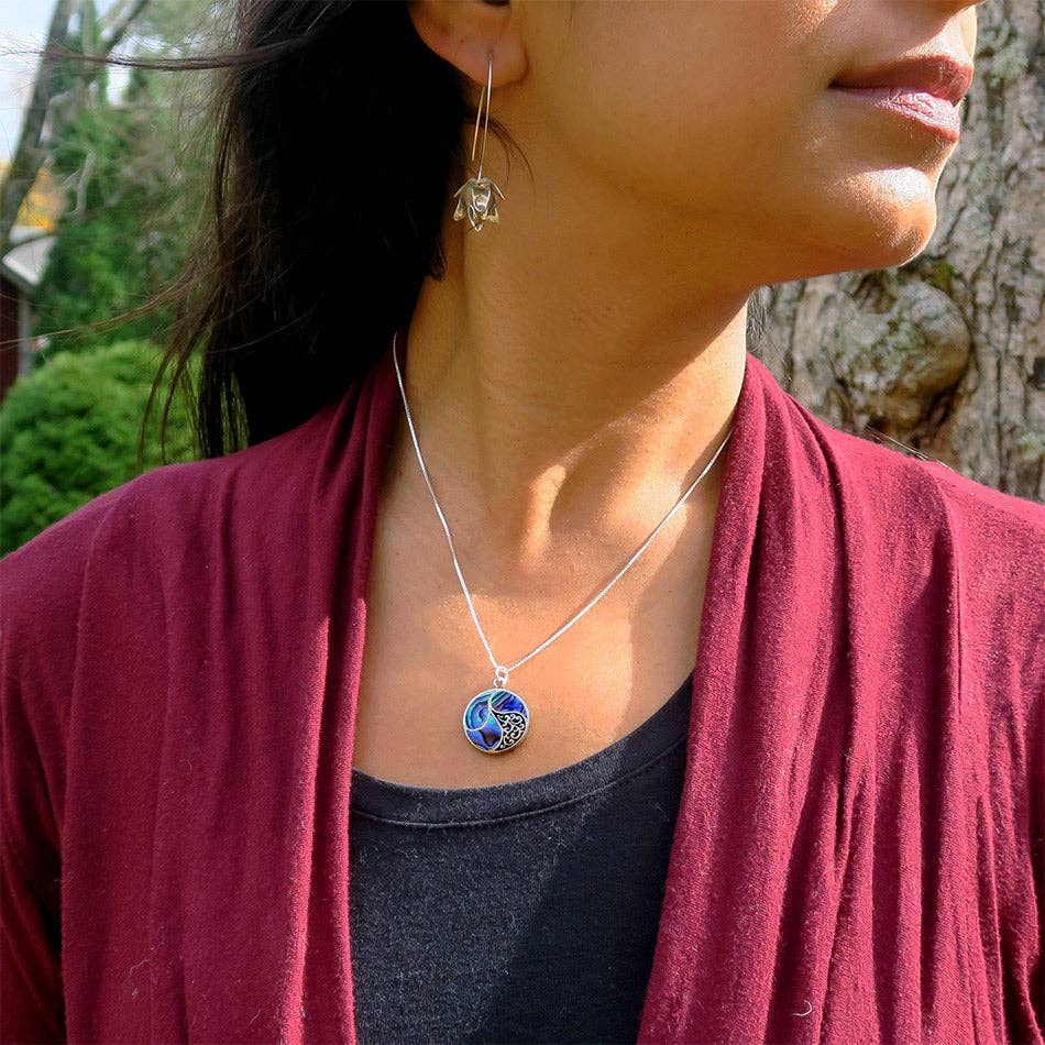 Abalone Dragonfly Circle Necklace - Sterling Silver, Indonesia