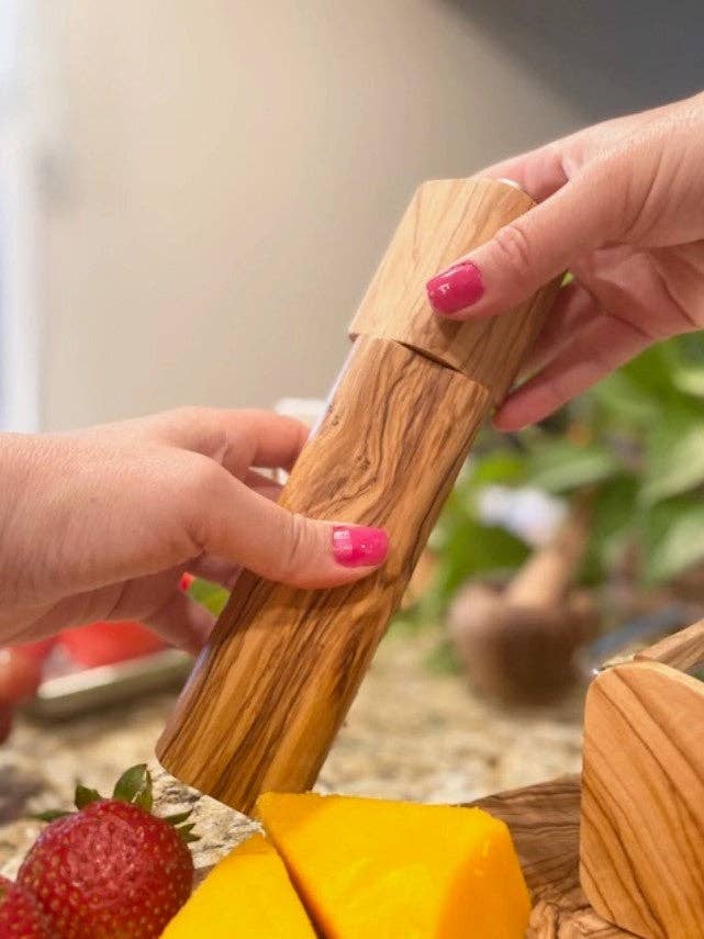 Amal Olive Wood Pepper Mill