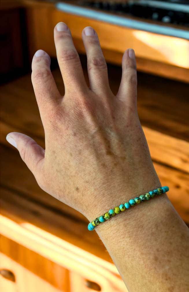 Glass Turquoise Bead Bracelet
