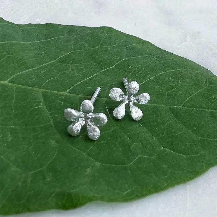 TINY DAISY STUDS - STERLING SILVER