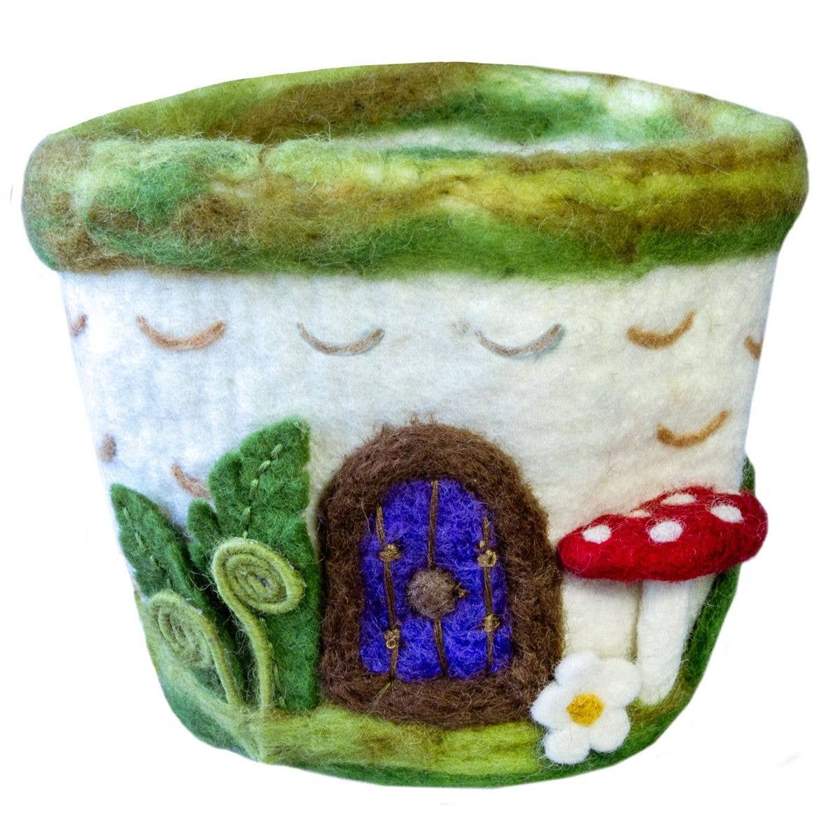 Woodland Cottage Felt Pot